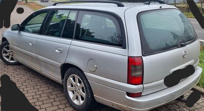 Gebraucht Opel Omega Edition 218 PS (160 kW) 2002 Silber Kombi