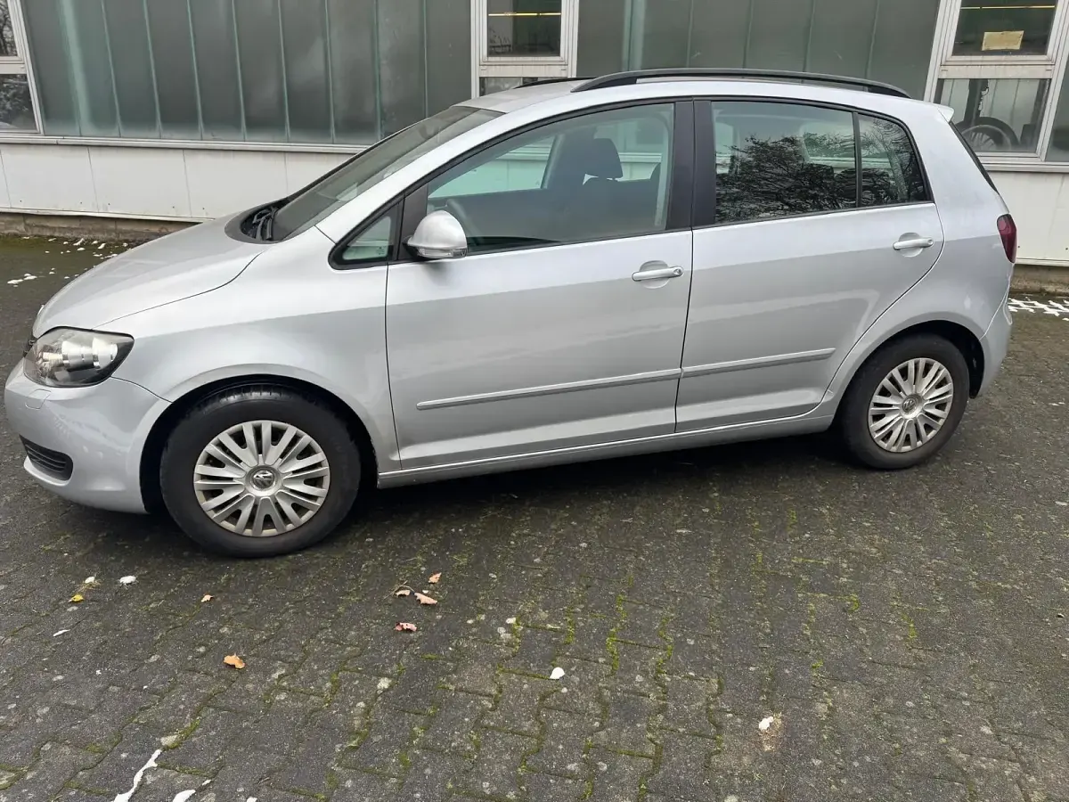 Gebraucht VW Golf VI 80 PS (58 kW) 2009 Silber Kleinwagen