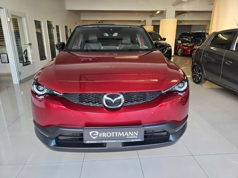 Rot Gebraucht 2023 Mazda MX30 Makoto SUV | 23.500 € (Superpreis) - Bild 1/4