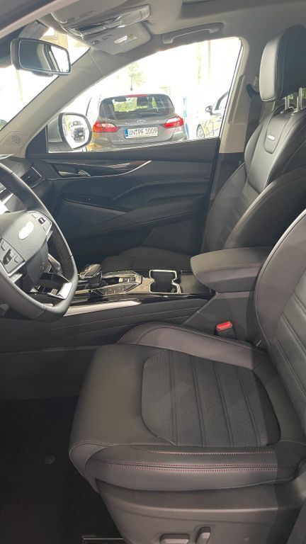 Gebraucht Maxus D60e 130 kW (177 PS) 2025 Silber SUV