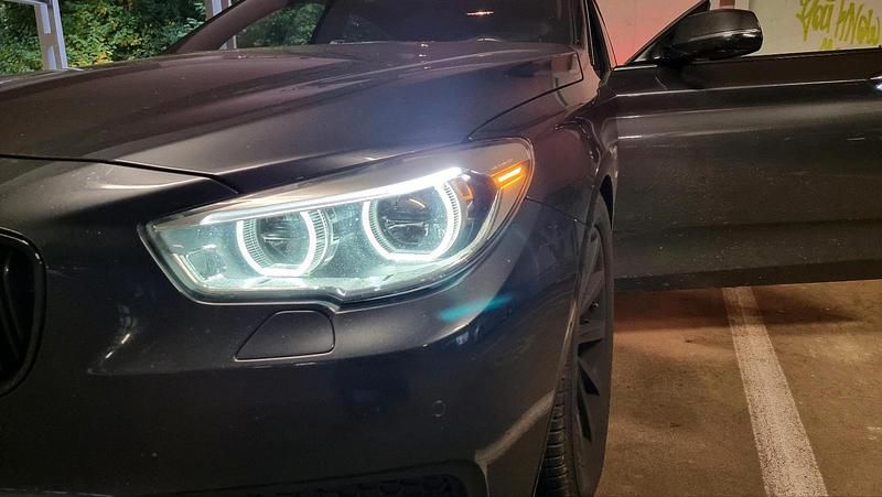 Gebraucht BMW 550 2013 Grau Limousine