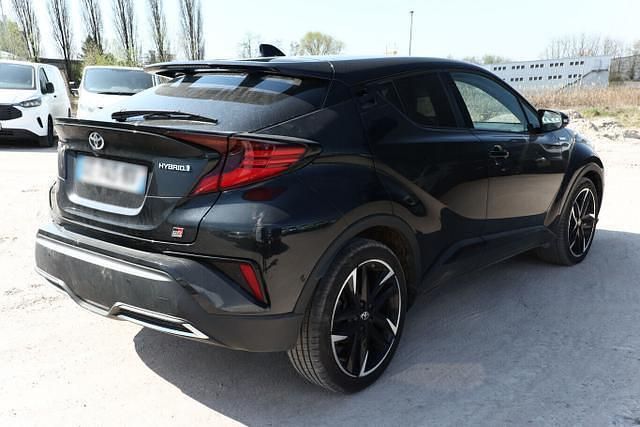 Mystikschwarz mica mystikschwarz mica Gebraucht 2022 Toyota C-HR Sport SUV | 22.894 € (Fairer Preis) - Bild 1/4