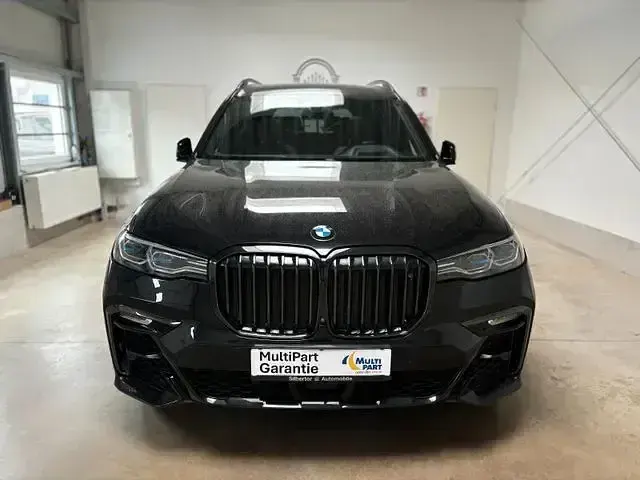 Gebraucht BMW X7 M Sport 340 PS (250 kW) 2021 Schwarz SUV