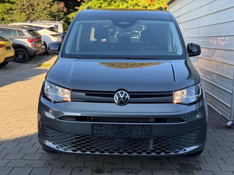 Neu VW Caddy Maxi 122 PS (89 kW) 2026 Indiumgrau metallic Van / Kleinbus