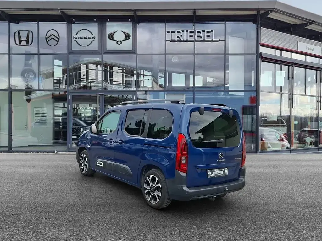 Gebraucht Citroën Berlingo Shine 131 PS (96 kW) 2019 Lackierung nachtblau/typ auss Van / Kleinbus