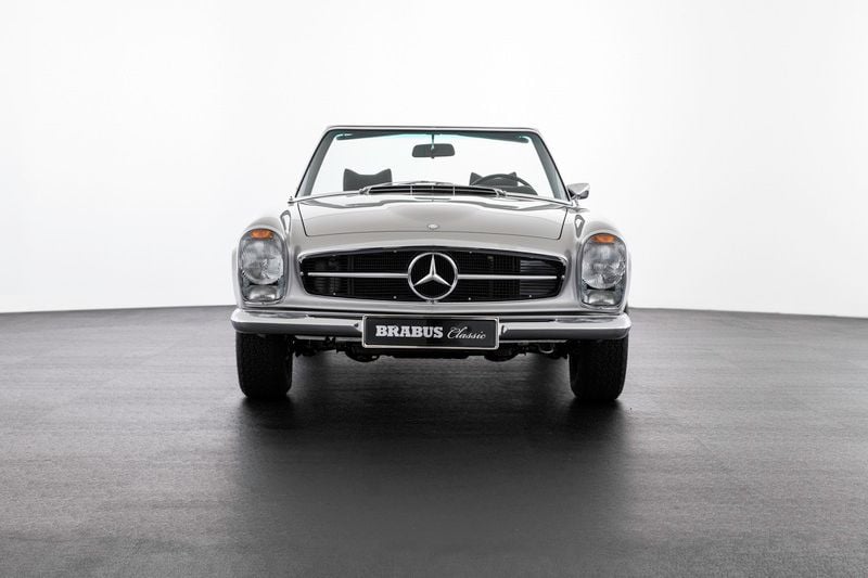 542 dunkelrot Gebraucht 1970 Mercedes SL280 Classic Cabrio | 329.000 € - Bild 1/4