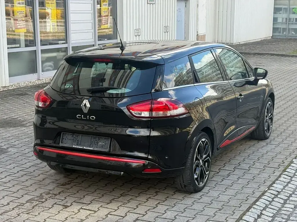 Gebraucht Renault Clio LIMITED 76 PS (55 kW) 2017 Schwarz Limousine