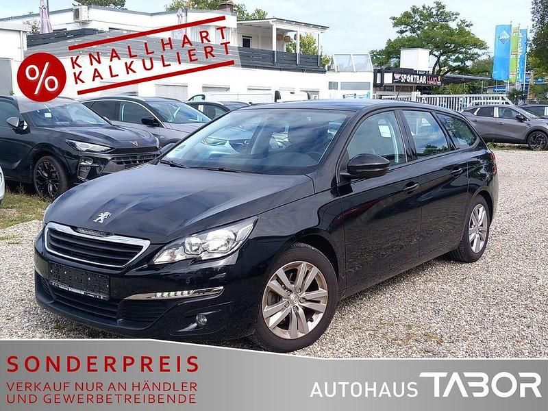 Lackierung schwarz perla nera/ Gebraucht 2017 Peugeot 308 Kombi | 5.585 € (Superpreis) - Bild 1/4