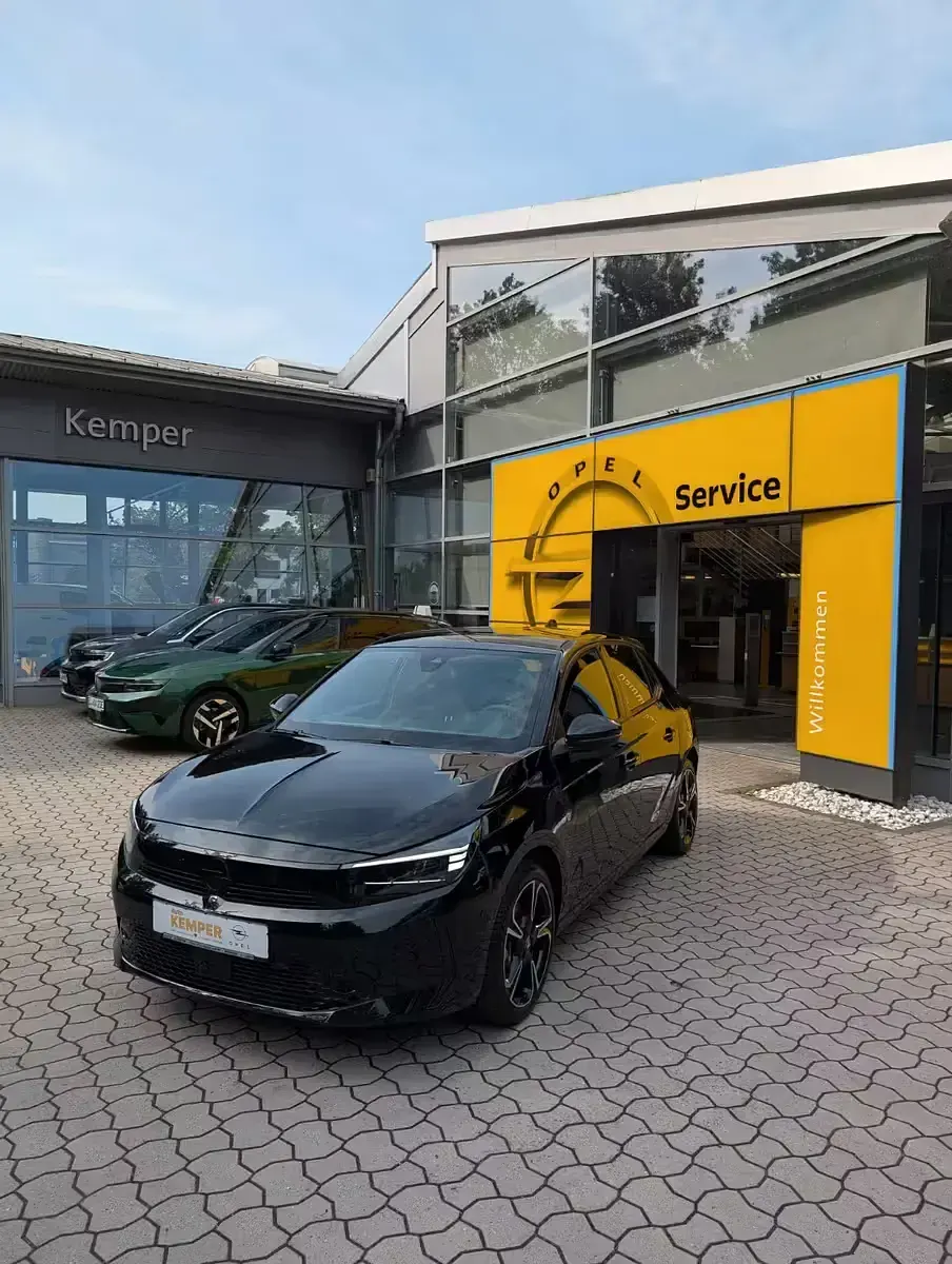 Gebraucht Opel Corsa 101 PS (74 kW) 2024 Kleinwagen