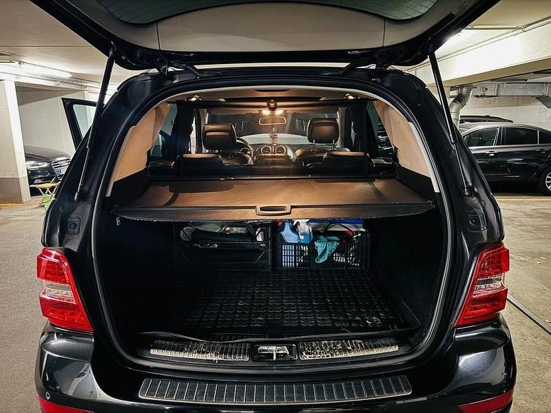 Gebraucht Mercedes ML320 224 PS (164 kW) 2009 Schwarz SUV
