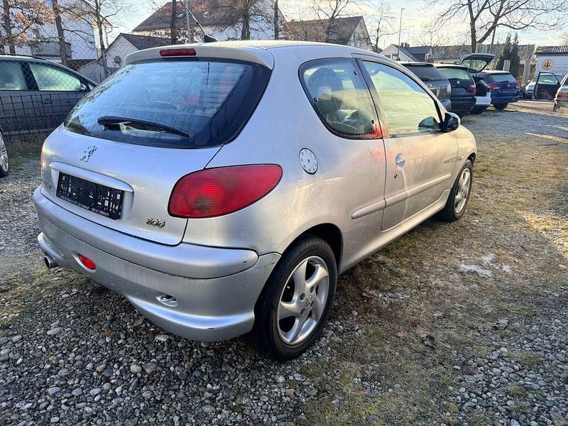 Gebraucht Peugeot 206 Quiksilver 88 PS (64 kW) 2005 Gris aluminium Kleinwagen