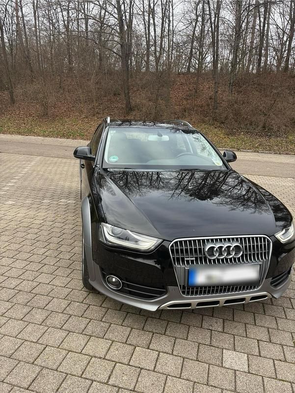 Gebraucht Audi A4 Allroad 190 PS (139 kW) 2017 Schwarz Kombi