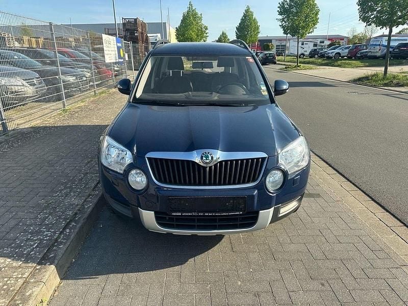Gebraucht Skoda Yeti 105 PS (77 kW) 2011 Blau SUV