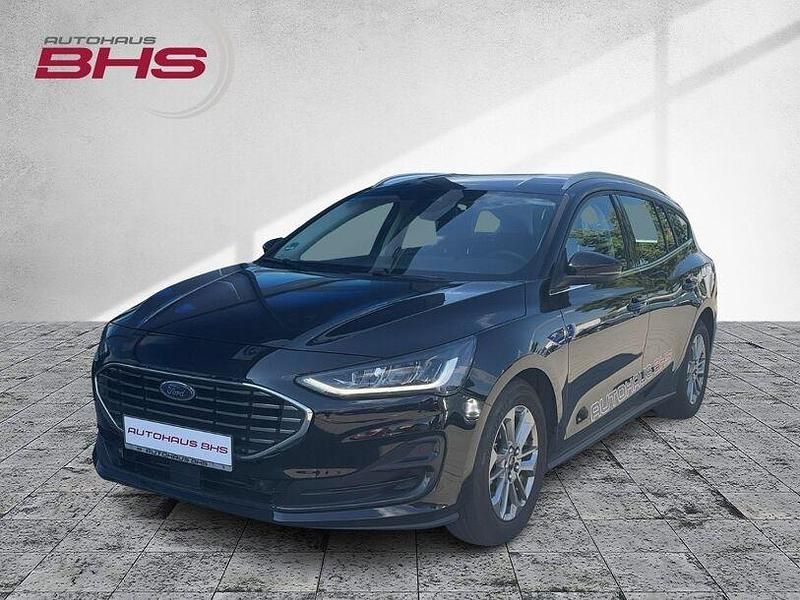 Gebraucht Ford Focus Titanium 125 PS (91 kW) 2023 Agate black (schwarz) Kombi