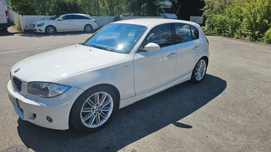 Gebraucht BMW 120 170 PS (125 kW) 2007 Weiß Kleinwagen