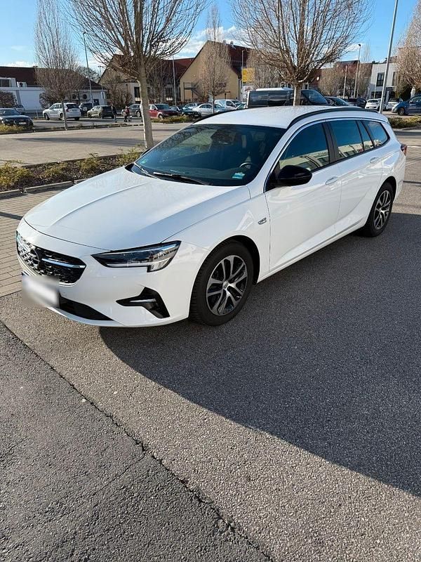 Usata Opel Insignia Edition 170 CV (125 kW) 2021 Bianco Station wagon
