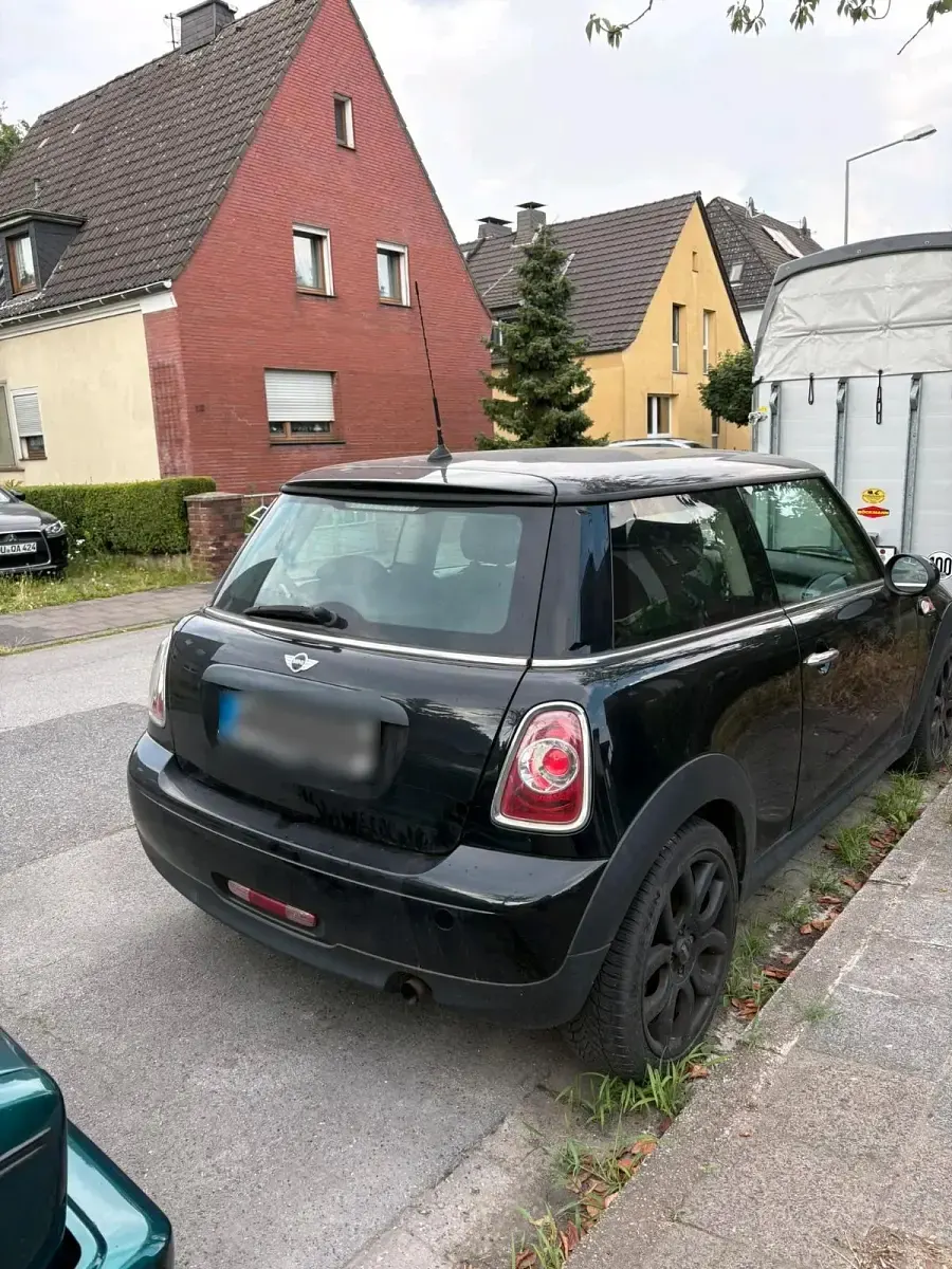 Gebraucht Mini ONE 75 PS (55 kW) 2013 Schwarz Kleinwagen