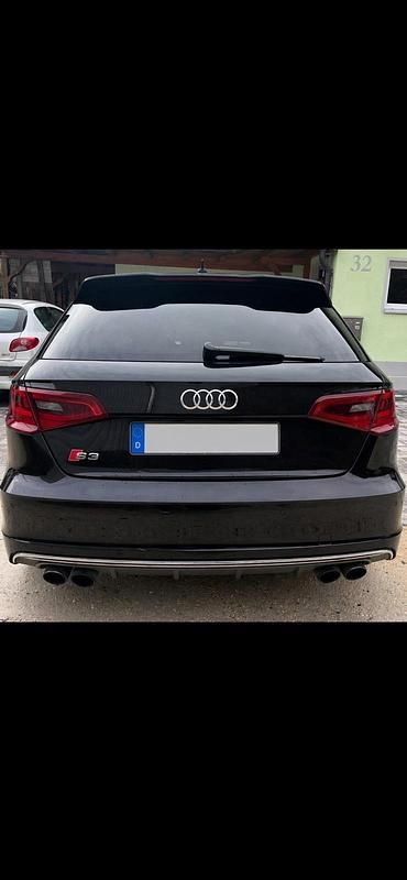 Second-hand Audi S3 300 CP (220 kW) 2015 Negru Berlinǎ
