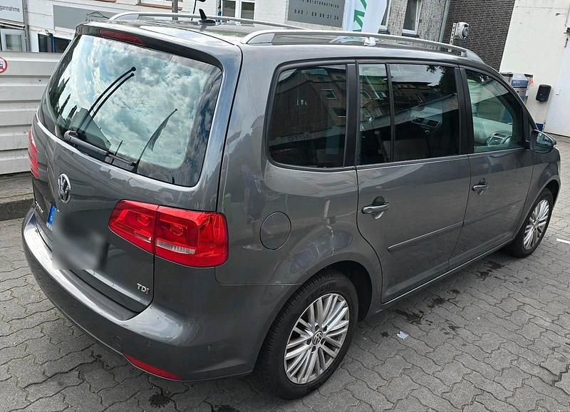 Gebraucht VW Touran 105 PS (77 kW) 2015 Grau Van / Kleinbus