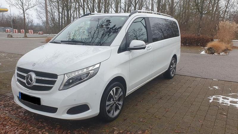 Gebraucht Mercedes V250 Edition 190 PS (139 kW) 2016 Weiß Van / Kleinbus
