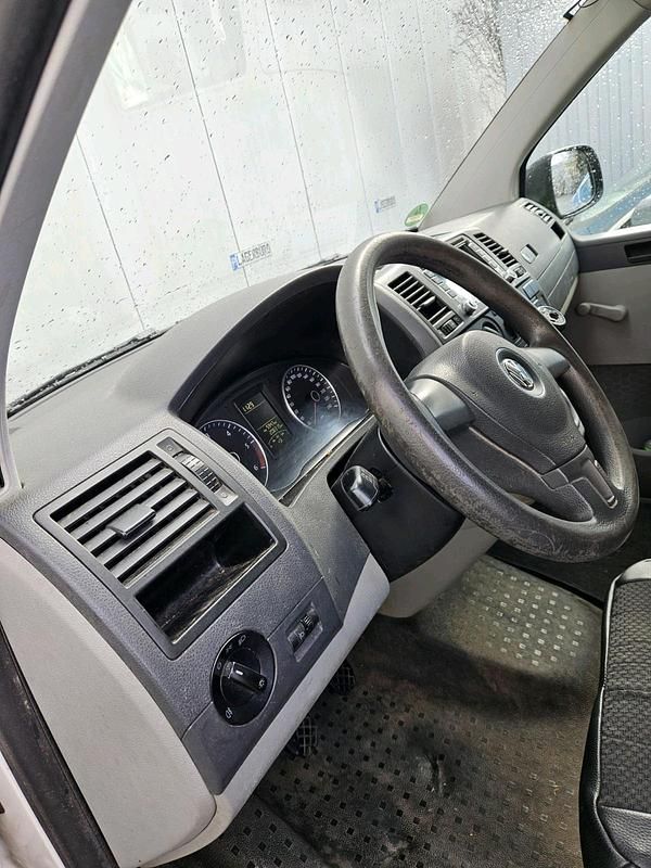 Gebraucht VW Transporter 102 PS (75 kW) 2014 Weiß Van
