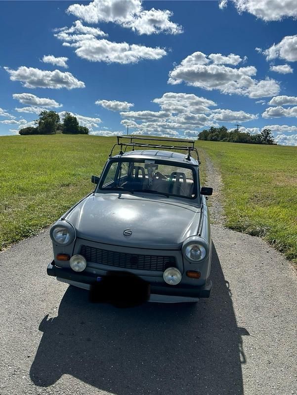 Grau Gebraucht 1987 Trabant 601 Kleinwagen | 9.700 € - Bild 1/4