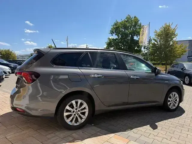 Gebraucht Fiat Tipo Business 120 PS (88 kW) 2020 Colesseo grau Kombi