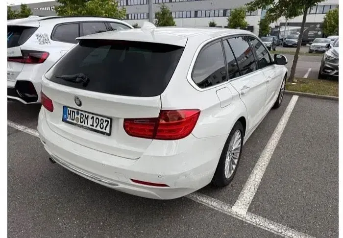 Gebraucht BMW 318 Luxury Line 143 PS (105 kW) 2013 Weiß Kombi