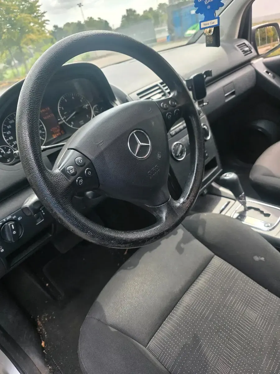 Gebraucht Mercedes A150 95 PS (69 kW) 2008 Silber Limousine