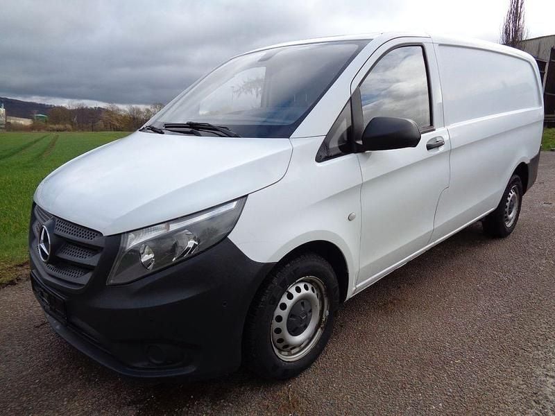 Gebraucht Mercedes Vito 88 PS (64 kW) 2015 Weiß Van