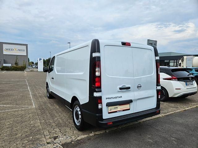 Neu Nissan Primastar N-Connecta 131 PS (96 kW) 2026 Weiß Van / Kleinbus