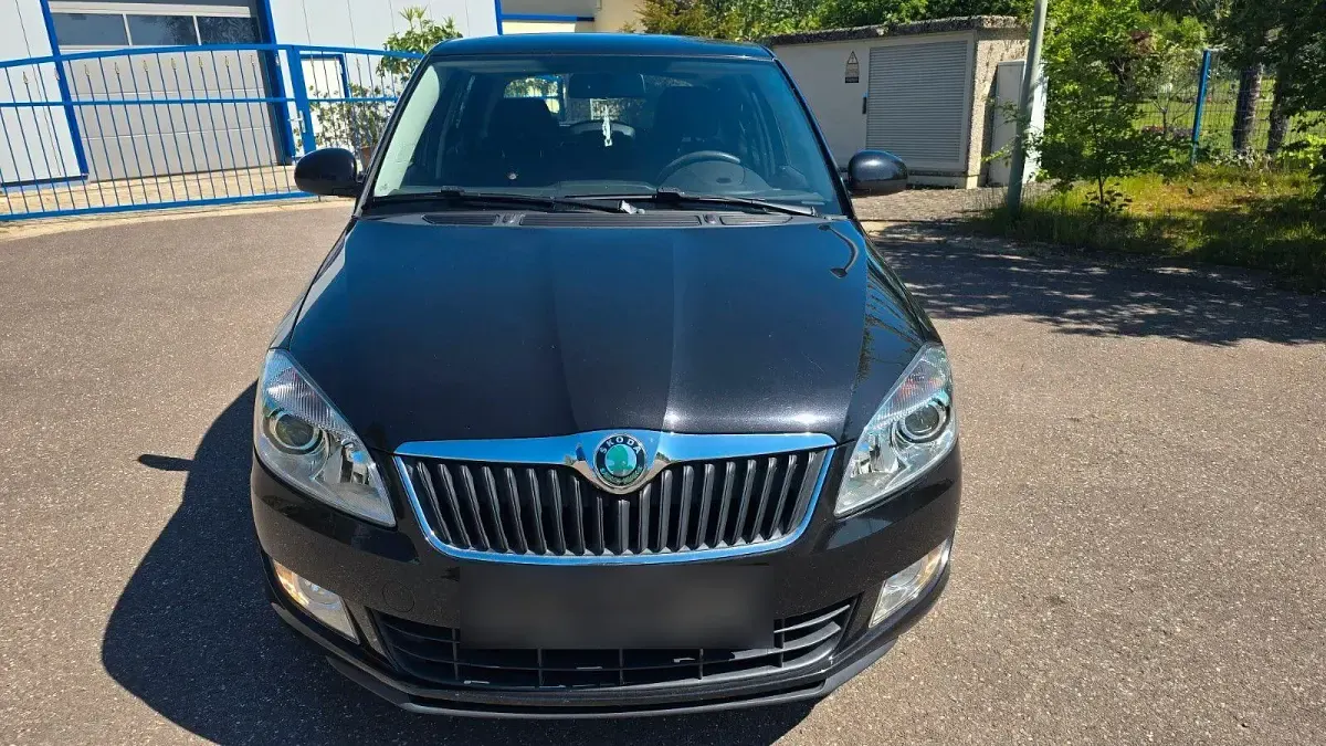 Gebraucht Skoda Fabia Cool Edition 86 PS (63 kW) 2011 Schwarz Limousine