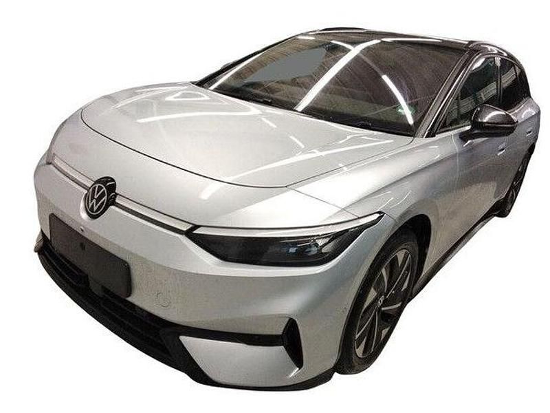 Gebraucht VW ID.7 Pro 210 kW (286 PS) 2025 Scale silver metallic Kombi