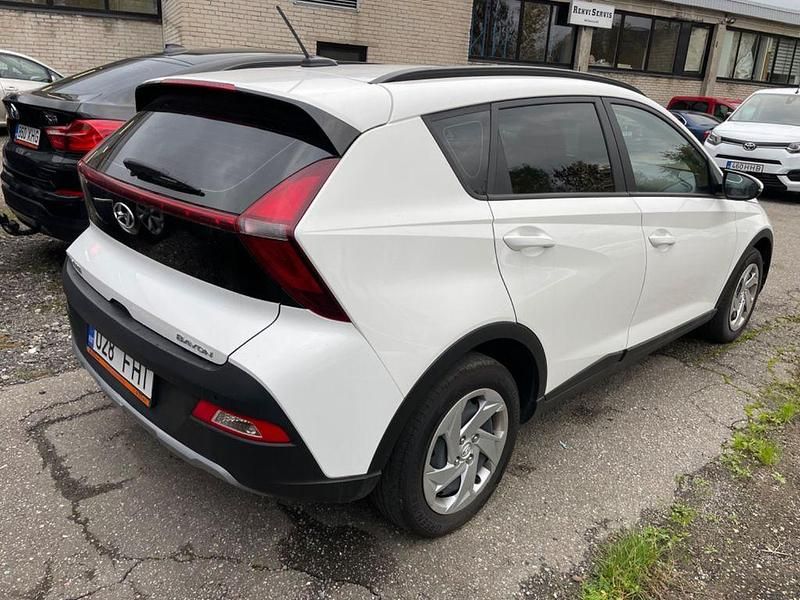 Gebraucht Hyundai Bayon Select 101 PS (74 kW) 2023 Weiß SUV