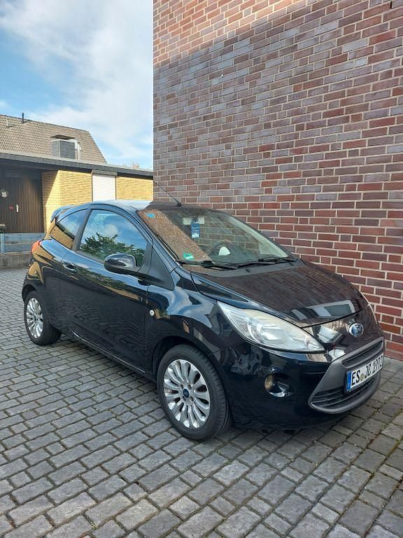 Gebraucht Ford Ka Titanium 69 PS (50 kW) 2010 Schwarz Kleinwagen