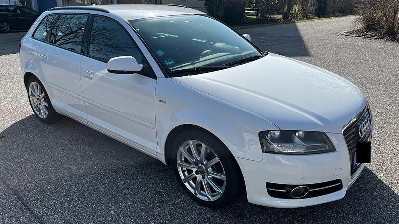 Gebraucht Audi A3 S-Line 170 PS (125 kW) 2011 Weiß Kleinwagen