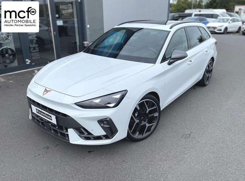 Glacialweißmetallic Gebraucht 2025 Cupra Leon VZ Kombi | 39.490 € (Guter Preis) - Bild 1/4