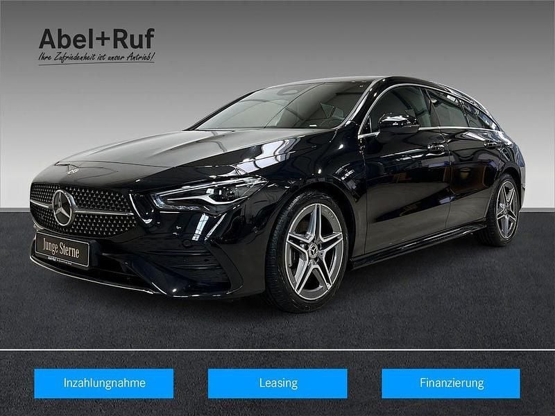 lack kosmosschwarz Gebraucht 2024 Mercedes CLA180 Shooting Brake AMG Kombi | 28.599 € - Bild 1/4