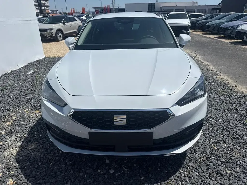 Neu Seat Leon FR 116 PS (85 kW) 2026 Weiß Limousine