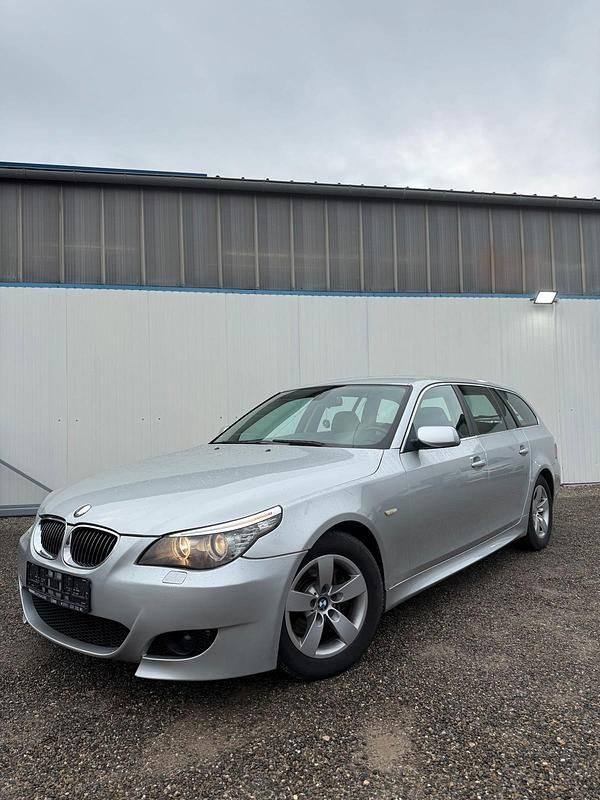 Gebraucht BMW 525 200 PS (147 kW) 2008 Silber Kombi