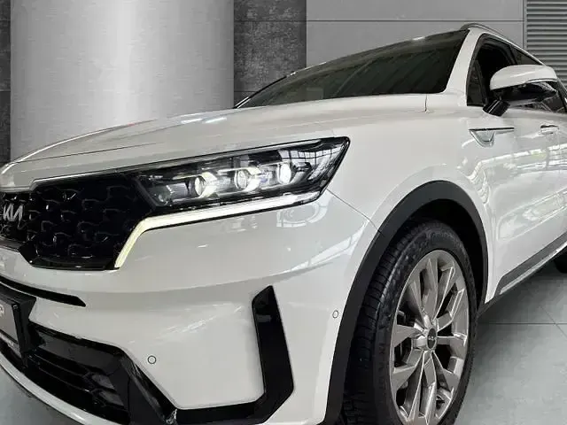 Gebraucht Kia Sorento Platinum 201 PS (147 kW) 2022 (swp) snow white pearl SUV
