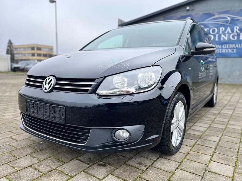 Gebraucht VW Touran Match 105 PS (77 kW) 2012 Schwarz Van / Kleinbus