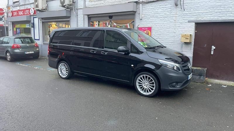 Schwarz Gebraucht 2017 Mercedes Vito Limousine | 14.500 € (Superpreis) - Bild 1/4