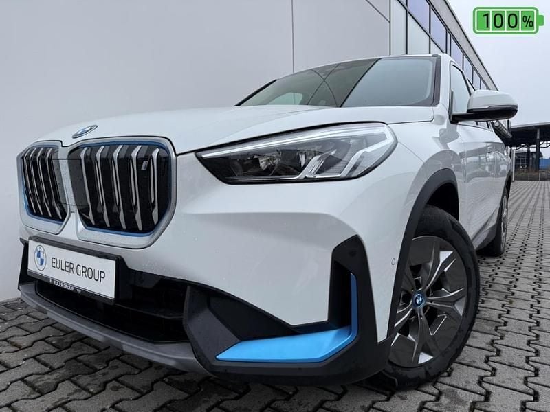 Gebraucht BMW iX1 Performance 200 kW (272 PS) 2023 Alpinweiss iii SUV