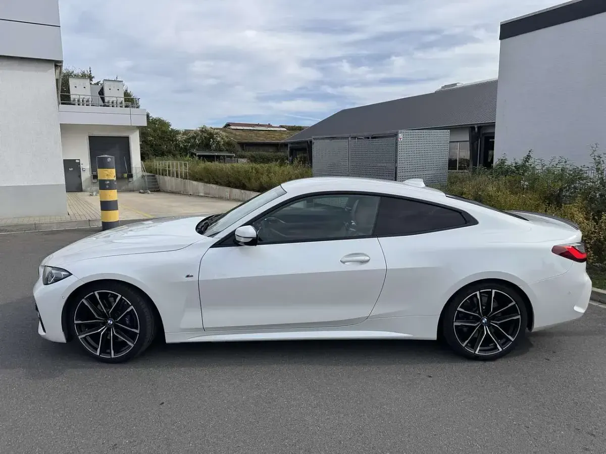 Gebraucht BMW 430 M Sport 258 PS (189 kW) 2021 Weiß Coupé