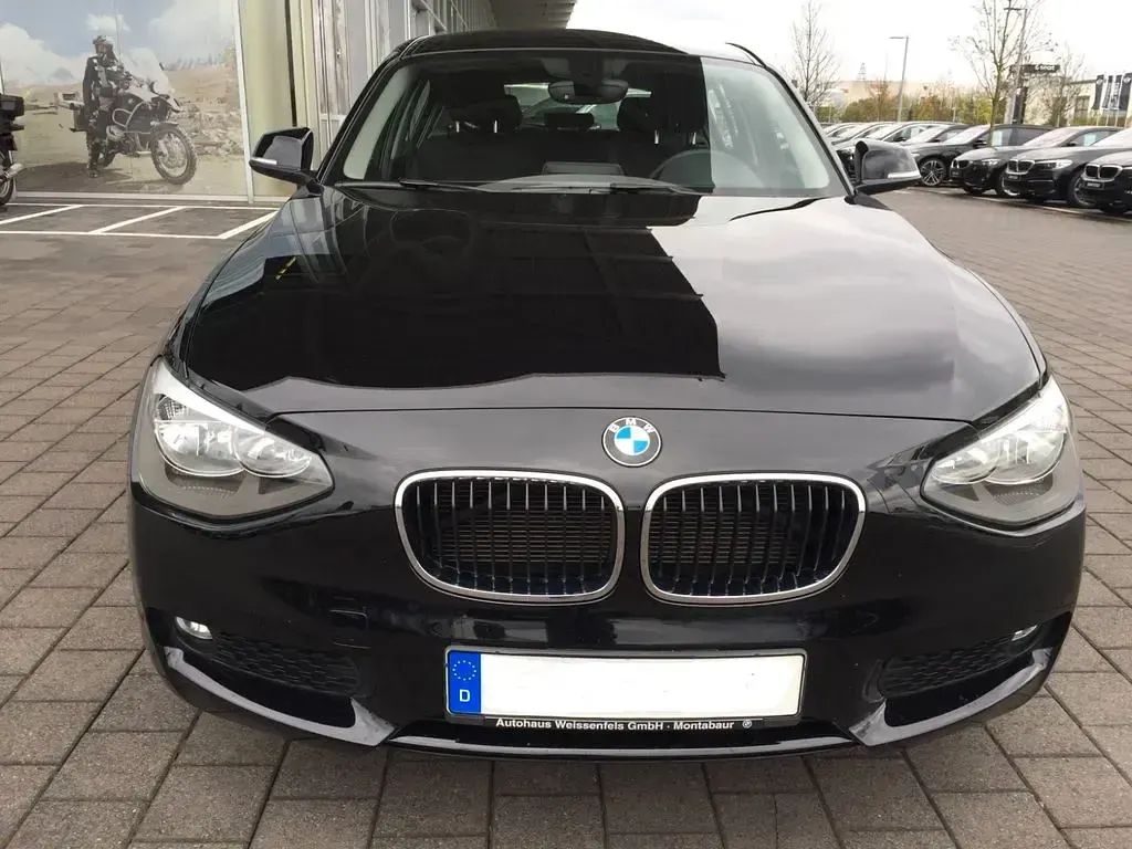 Gebraucht BMW 114 Advantage 102 PS (75 kW) 2014 Schwarz Kleinwagen
