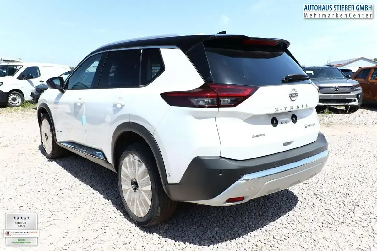 Neu Nissan X-Trail Tekna+ 213 PS (156 kW) 2026 Pearl white perleffekt / dachfar SUV