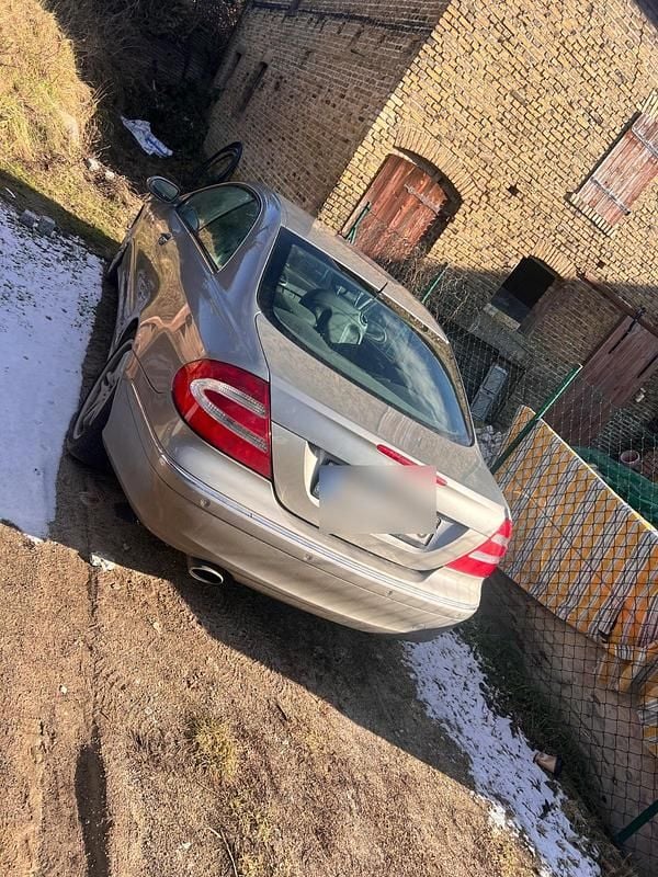 Gebraucht Mercedes CLK500 306 PS (225 kW) 2003 Silber Coupé