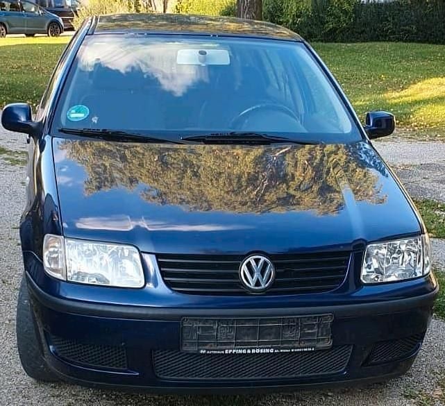 Blau Gebraucht 2001 VW Polo Kleinwagen | 400 € (Superpreis) - Bild 1/4