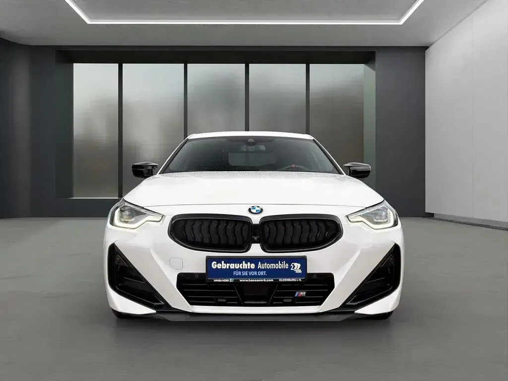 Gebraucht BMW M240i M Sport 374 PS (275 kW) 2025 Weiss / alpinweiss Coupé